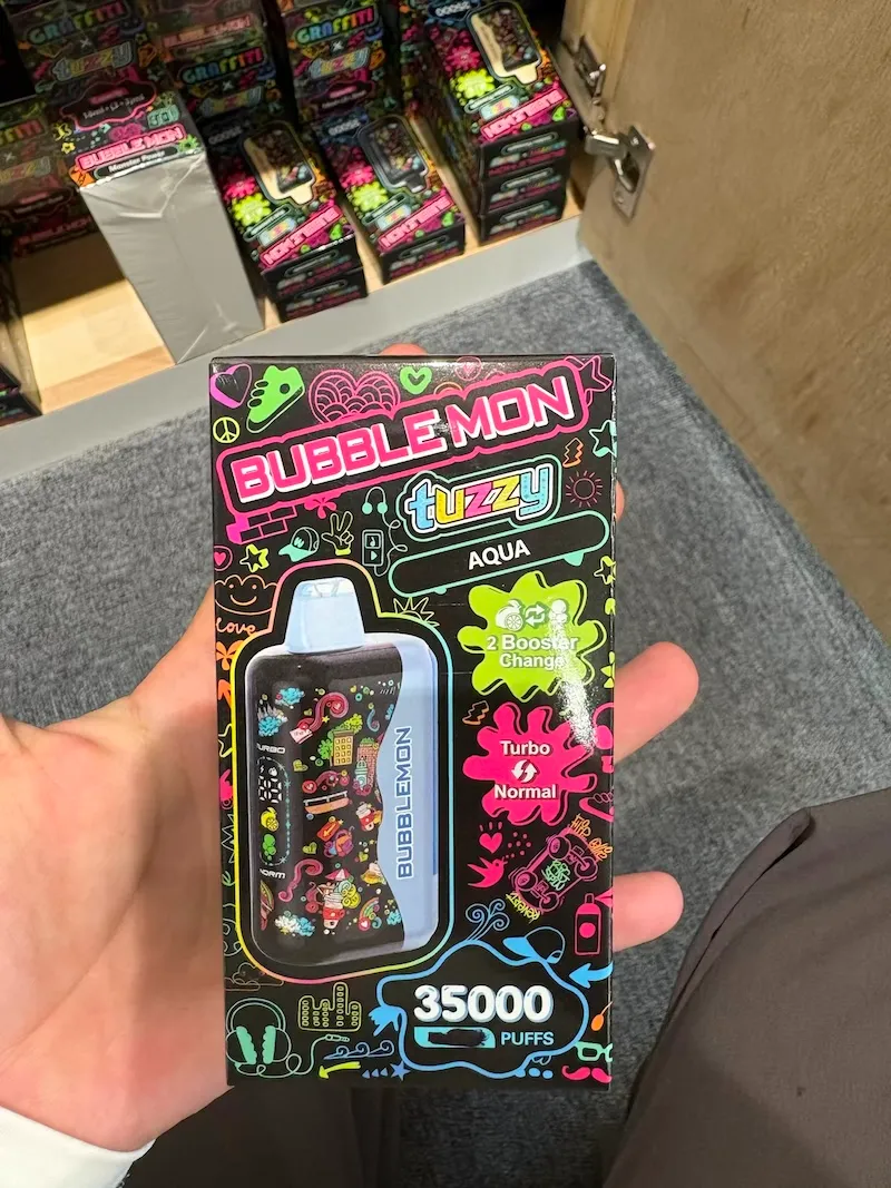 Built-in rechargeable battery port with USB Type-C support on Bubblemon 35K